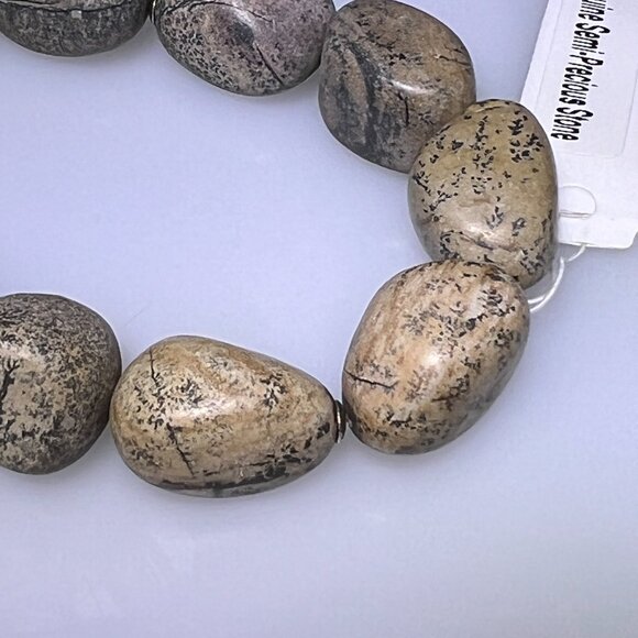 Jasper nugget bead bracelet, NWT, elastic cord - Picture 5 of 6